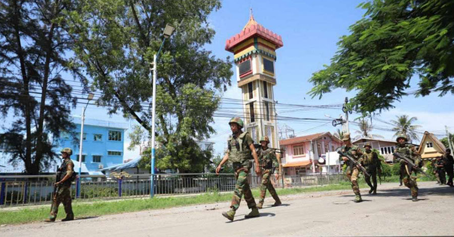 လားရှိုးကို စစ်တပ်ယာဉ်တန်းများ ထပ်ရောက်၊ TNLA နယ်မြေများအတွက် ဖိအားပိုဖြစ်လာ