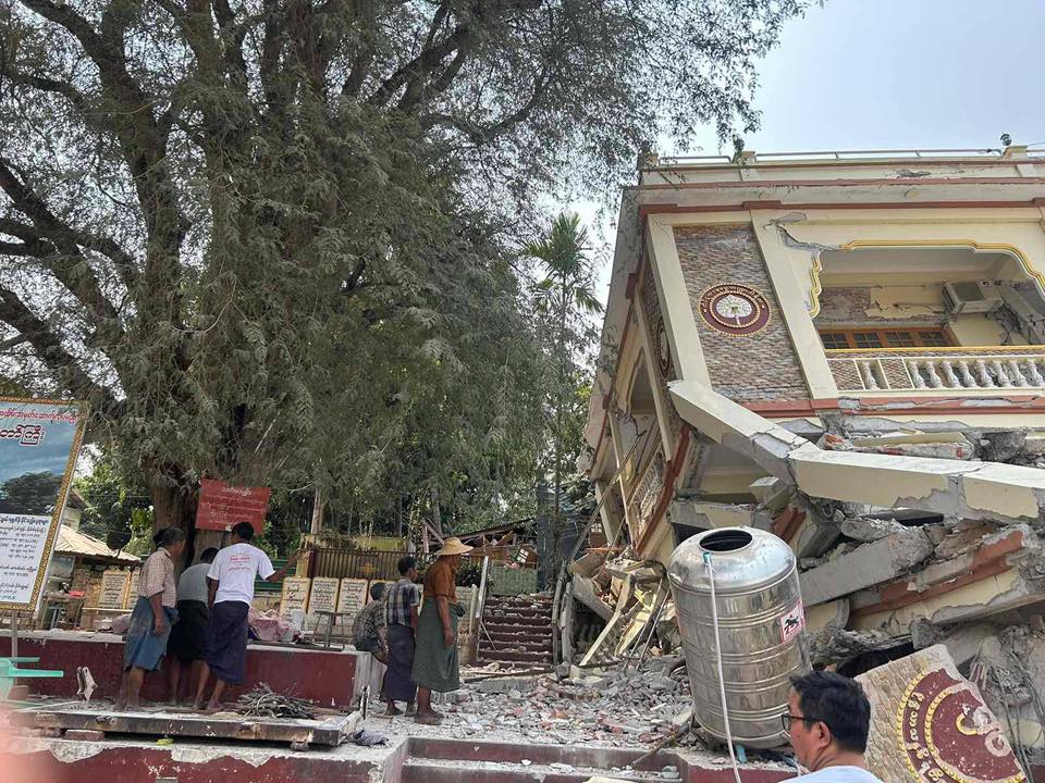 ငလျင်ဒဏ်သင့် စစ်ကိုင်း ပြန်လည်ထူထောင်ရေးအတွက် အခက်အခဲဖြစ်နေ