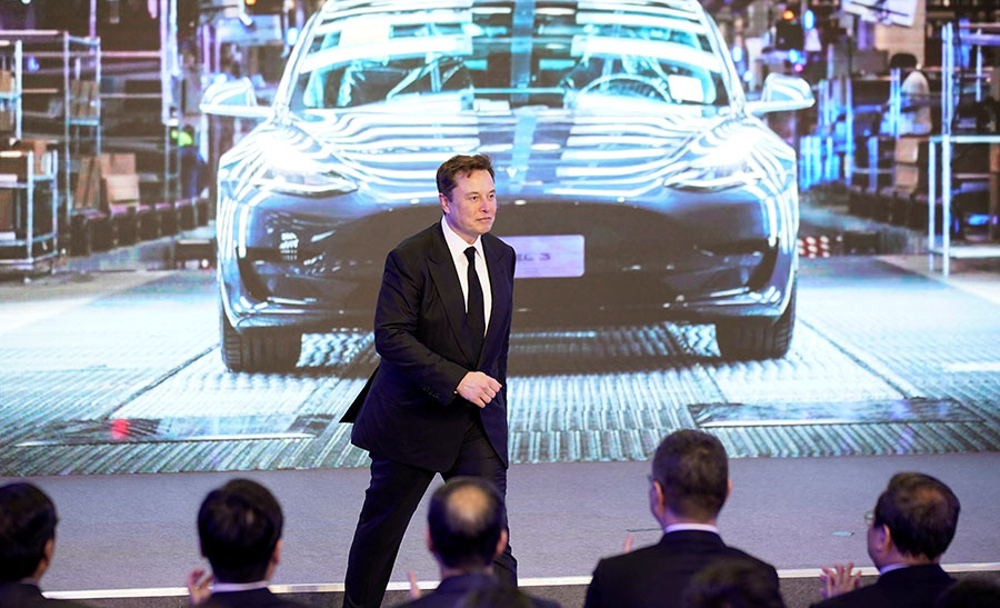 အီလွန်မတ်စ်ခ်က DOGE ဌာန တာ၀န်များလျှော့ပြီး Tesla ကုမ္ပဏီကို အာရုံပြန်စိုက်မည်