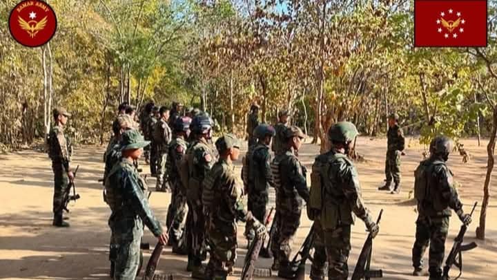 စလင်းတွင် စစ်တပ်စစ်ကြောင်း တိုက်ခိုက်ခံရ၊ စစ်ကြောင်းမှူးအပါ ၉ ဦး ထက်မနည်း သေဆုံး