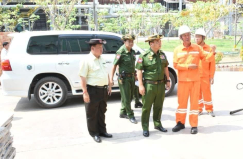 ငလျင်ဘေးအတွက် စစ်တပ်ကိုသာ လှူဒါန်းရန် စစ်ဥပဒေချုပ်ပြော