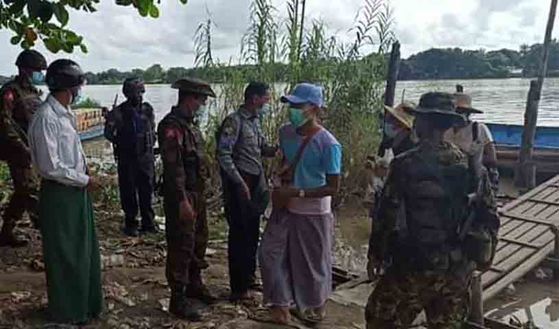 လေးမျက်နှာတွင် စစ်တပ်က အရပ်သားများ၏ ဖုန်းများကို လိုက်လံသိမ်းဆည်းနေ