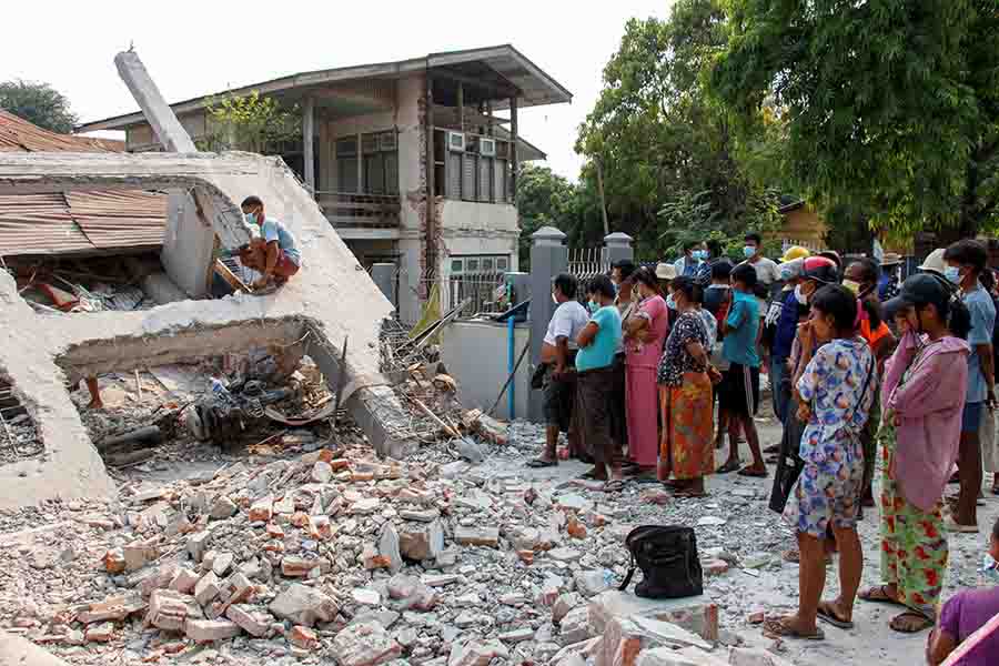 ငလျင်ဘေးသင့် မြန်မာပြည်သူများကို ဆက်လက်ကူညီရန် နိုင်ငံတကာကို တိုက်တွန်း
