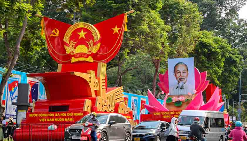 ဗီယက်နမ် ပြန်လည်ပေါင်းစည်းစေခဲ့သည့် စစ်ပွဲ အဆုံးသတ်မှု အနှစ် ၅၀ ပြည့်ကျင်းပ