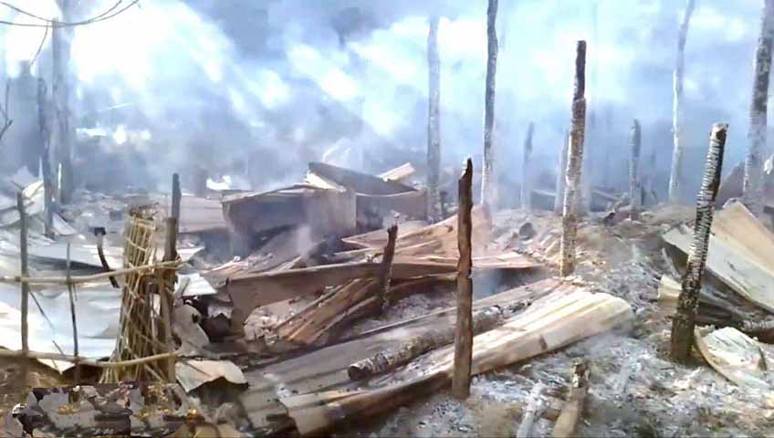 ကျောက်ဖြူကို စစ်တပ်က လက်နက်ကြီးနှင့်ဒရုန်းဖြင့်တိုက်ခိုက်၊ နေအိမ်များ မီးလောင်ဆုံးရှုံး