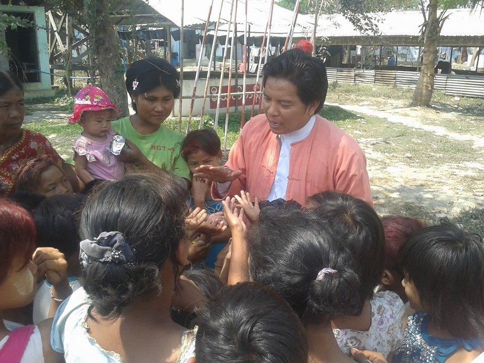 မည္သည့္အခေၾကးေငြႏွင့္ လက္ေဆာင္ တစိုးတစိမွ ေပးစရာမလိုပါ- ဘီဂ်ီတာ၀န္ခံ ဦးညီညီ