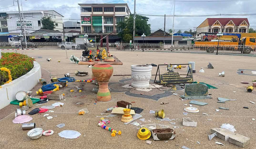 မဲဆောက်မြို့တွင် ထိုင်းလူမျိုးများ အမြတ်တနိုးထားသည့် ရုပ်တုများ ဖျက်ဆီးခံရ