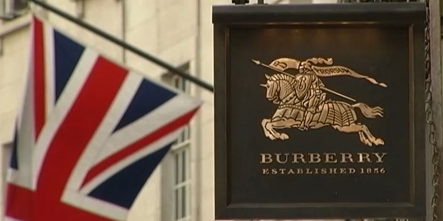 ဗြိတိန်ဖက်ရှင်ကုမ္ပဏီ Burberry က အလုပ်အကိုင် ၁,၇၀၀ လျှော့ချမည်