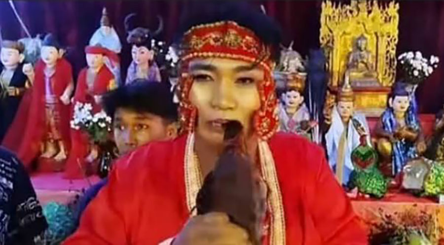 ဖျာပုံတွင် ကြက်အရှင်စားပြသည့် နတ်ဝင်သည်နှင့် ပွဲစီစဉ်သူတို့ကို ထောင် ၃ လစီ ချမှတ်
