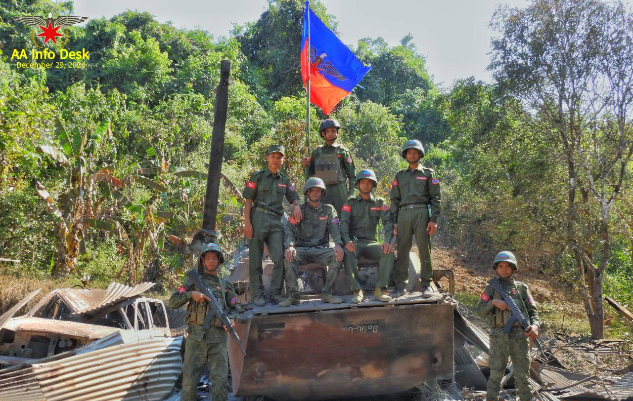 ကျောက်ဖြူမြို့နယ် မင်းတက်တောင် ကာကင်းစခန်းကို AA သိမ်းပိုက်ရရှိ