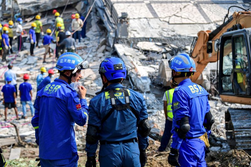 မြန်မာငလျင်ဘေး ပြန်လည်တည်ဆောက်ရေးအတွက် တရုတ်က ကျွမ်းကျင်သူများ စေလွှတ်