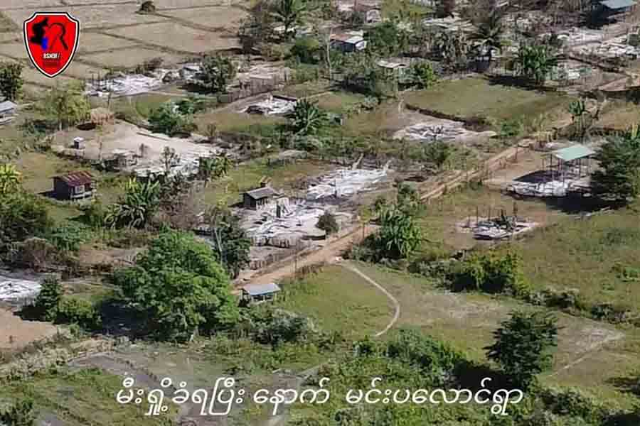 ရွာငံ မင်းပလောင်ရွာက စစ်ရှောင်ပြည်သူများ ငှက်ဖျားဖြစ်ပြီး အကူအညီလိုအပ်