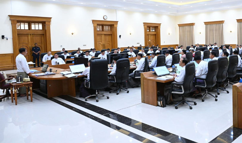 မြစ်ဆုံဆည်တည်ဆောက်မှု မရပ်ခဲ့ပါက လျှပ်စစ်ဓာတ်အား ပိုရမည်ဟု စစ်ခေါင်းဆောင်ပြော