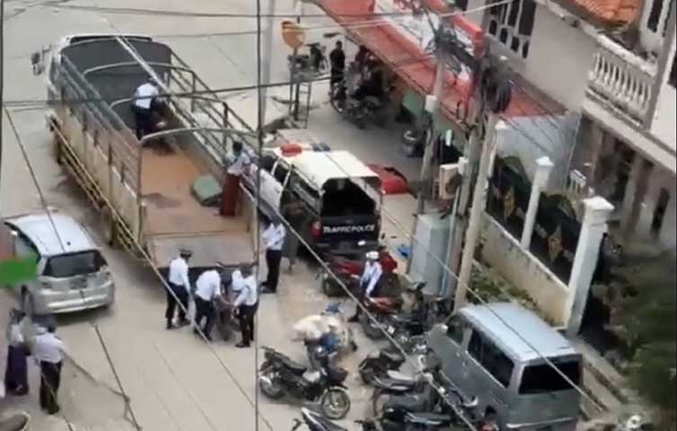 တောင်ကြီးတွင် ကားနှင့် ဆိုင်ကယ် အစီး ၁၀၀ ကျော် ဖမ်းဆီးခံရ