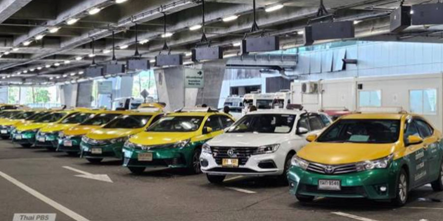 Grab အငှားကားဝန်ဆောင်မှုကြောင့် ထိုင်းတက္ကစီသမားများ ဝင်ငွေထိခိုက်သဖြင့် ဆန္ဒပြ