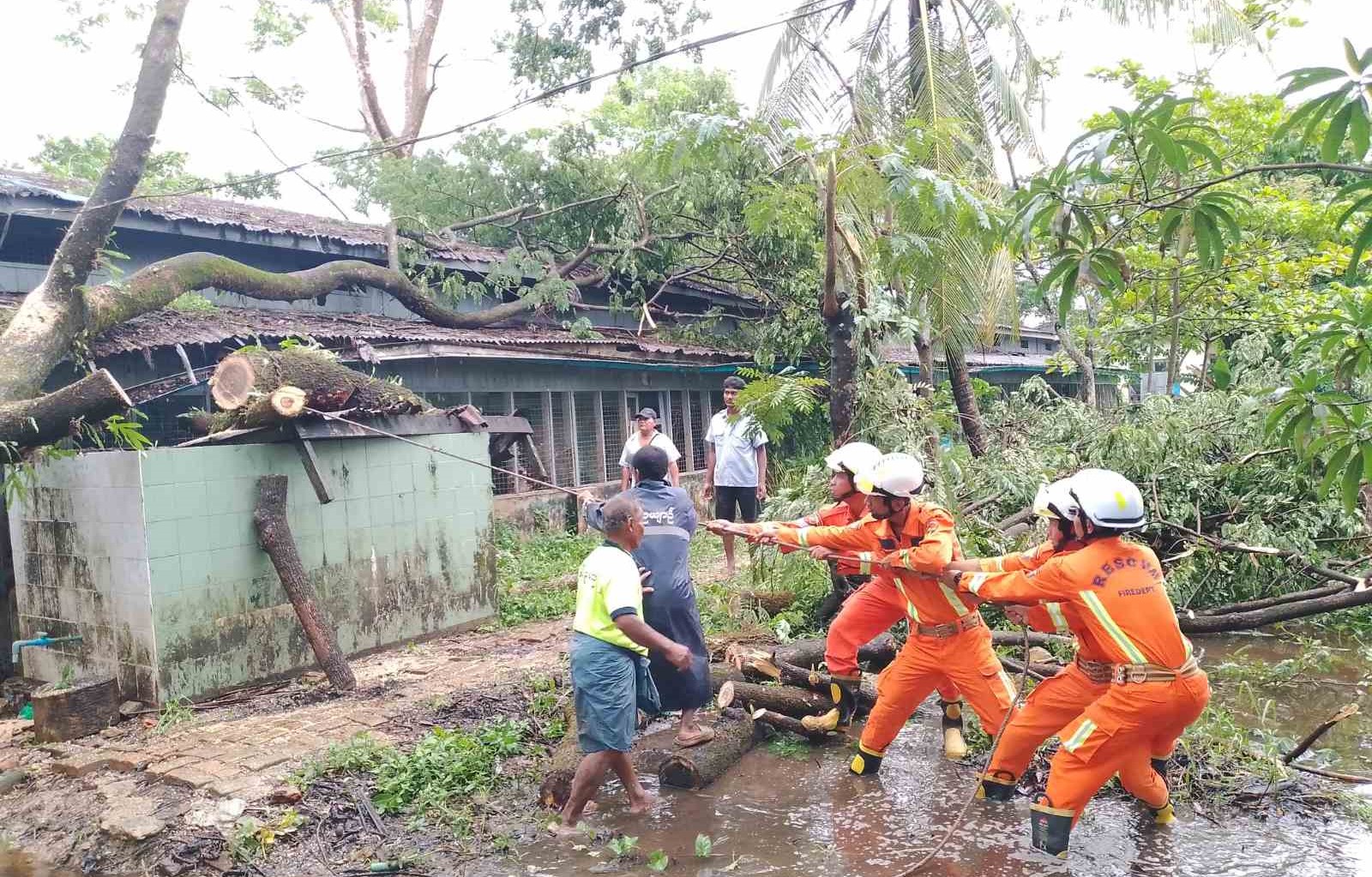 ရန်ကုန်တိုင်းနှင့် ဧရာဝတီတိုင်း၌ မိုးသက်လေပြင်းတိုက်ခတ်
