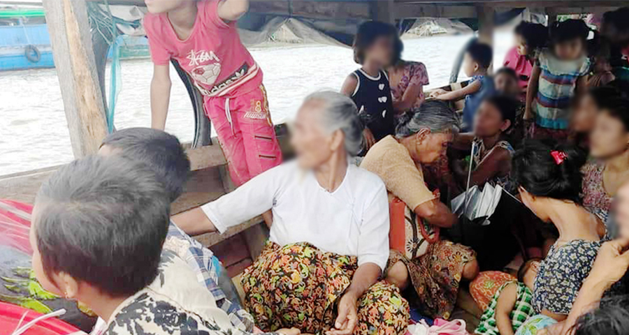 မိုးဆက်တိုက်ရွာနေသဖြင့် ရခိုင်စစ်ရှောင်စခန်းများ နေထိုင်ရေးအခက်ကြုံ 