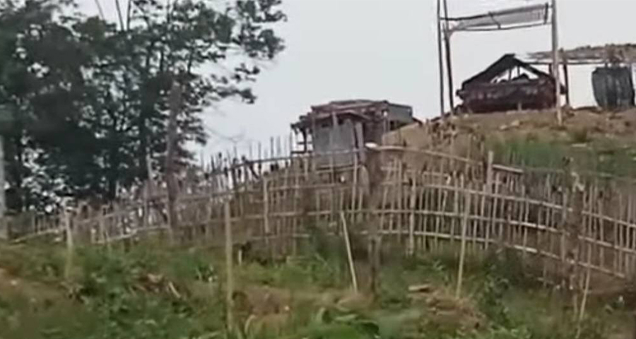 ရခိုင်ရိုးမနှင့် ဧရာဝတီတိုင်း ထိစပ်မြို့နယ်များက စစ်စခန်းနှင့် ရဲကင်းများကို ပြုပြင်နေ
