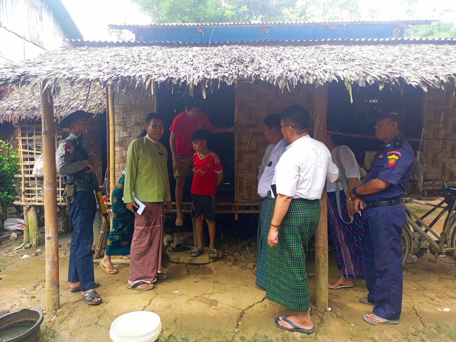 ဧရာဝတီတိုင်းတွင် ကျောင်းမထားနိုင်သည့် မိဘများကို စစ်ကောင်စီက ဖိအားပေး ကျောင်းအပ်ခိုင်း