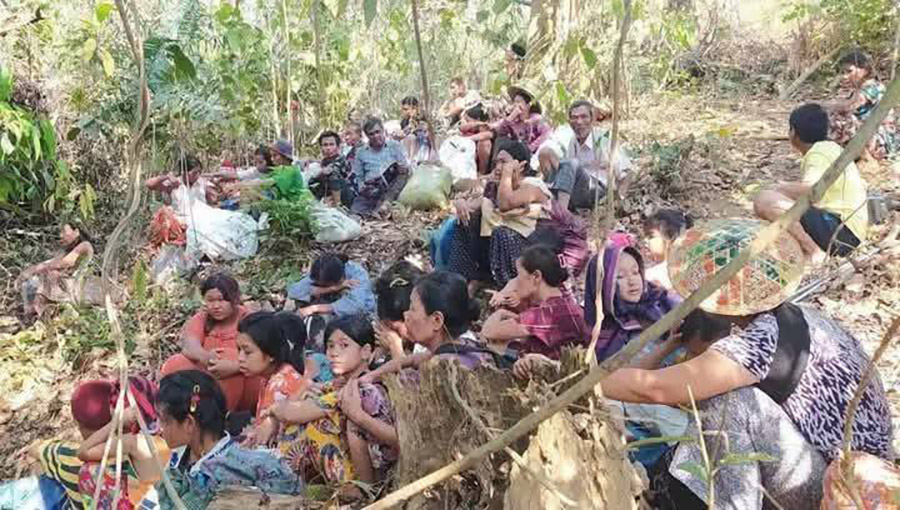 ကျုံဒိုးမြို့နယ်၌ တိုက်ပွဲကြောင့် ဒေသခံများ ဘေးလွတ်ရာထွက်ပြေး