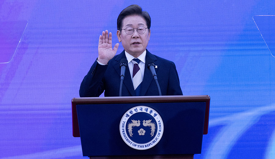စီးပွားရေးပြန်ကောင်းအောင် လုပ်မည်ဟု တောင်ကိုရီးယားသမ္မတသစ် အီဂျယ်မြောင် ကတိပြု