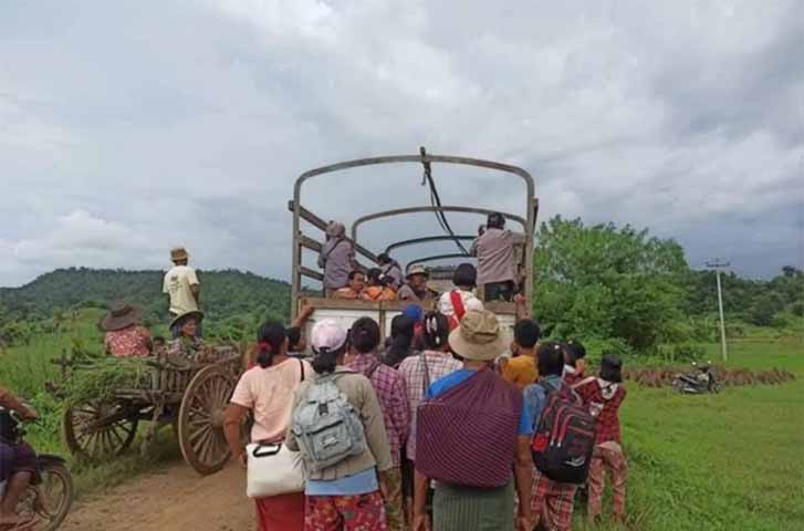 ယင်းမာပင်၌ စစ်တပ်က ခရီးသည်တင်ကားကို ပစ်ခတ်၊ အမျိုးသမီး ၁ ဦး သေဆုံးပြီး ၃ ဦး ဒဏ်ရာရ