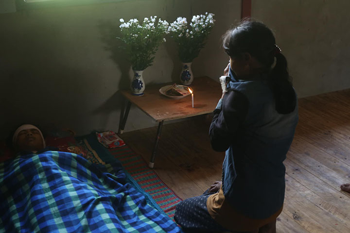ဖယ်ခုံတွင် စစ်ကောင်စီလက်နက်ကြီးကြောင့် ဒေသခံလူငယ် ၁ ဦး သေဆုံး