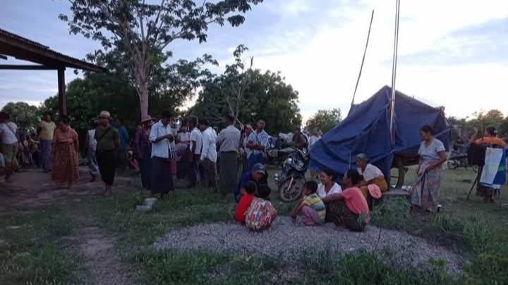 ပခုက္ကူနှင့် ပေါက်တွင် စစ်ကြောင်းကြောင့် ဒေသခံ သောင်းချီထွက်ပြေး၊ သံဃာနှင့် ပြည်သူအချို့ ဖမ်းခံရ