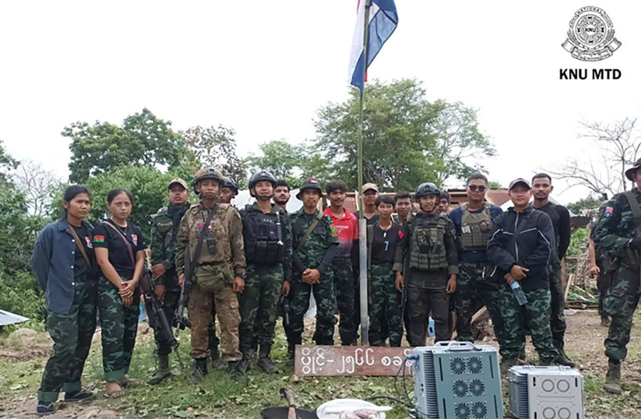 ထိုင်း-မြန်မာနယ်စပ်ရှိ စစ်ကောင်စီ ဘောတိစခန်းကို KNLA ပူးပေါင်းတပ် သိမ်းပိုက်