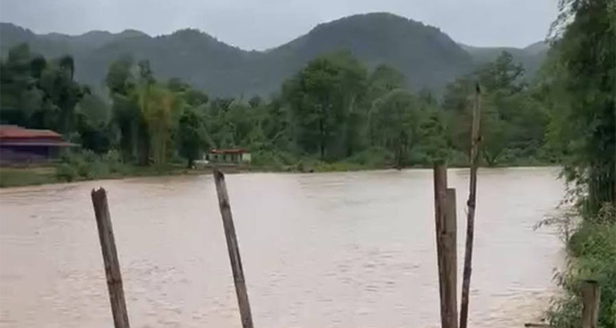အင်းလေးတွင် ရေတက်လာသဖြင့် ငလျင်ဘေးသင့်ပြည်သူအချို့ အခက်ကြုံ