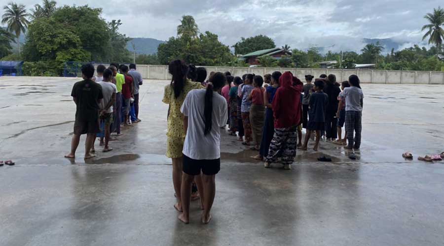 ထိုင်းရောက် ကရင်စစ်ရှောင် ၁၀၀ ကျော် နေရပ်မပြန်နိုင်သေးဘဲ သောင်တင်နေ 