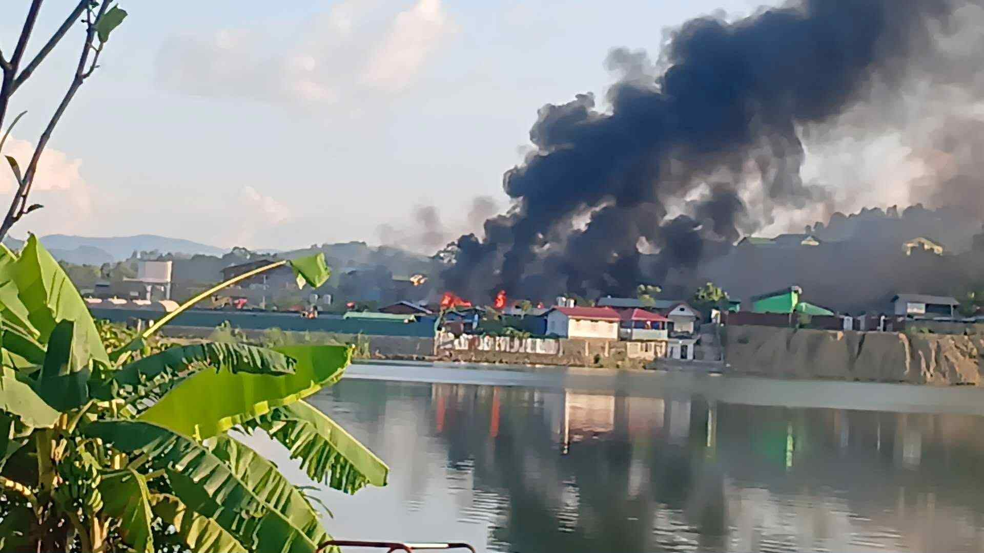 တိုက်ပွဲပြင်းထန်သဖြင့်  မှော်ဝမ်းကလေးနှင့် မှော်ဝမ်းကြီးရှိ ဒေသခံများ စစ်ဘေးရှောင် ထွက်ပြေး