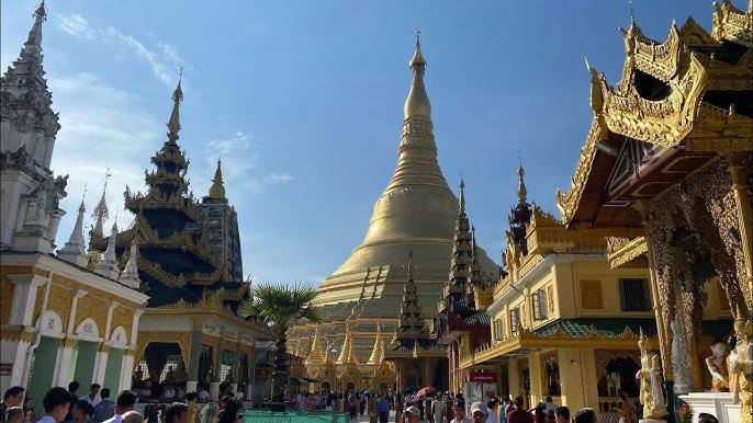 ဒေါ်အောင်ဆန်းစုကြည် မွေးနေ့အကြို ရွှေတိဂုံဘုရားဖူးလာ လူငယ်များကို ဖမ်းဆီးစစ်ဆေးနေ 
