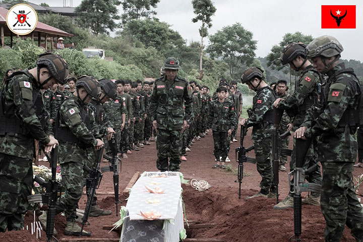 မိုးဗြဲတိုက်ပွဲတွင် မိုးဗြဲ PDF ကျွဲချိုတပ်ခွဲက ရဲဘော် ၁ ဦး ထပ်မံကျဆုံး