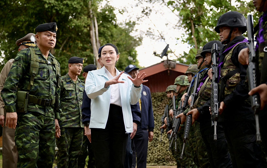 ထိုင်းဝန်ကြီးချုပ်ကို ရာထူးကဖယ်ရှားရေး လျှောက်ထားမှု လက်ခံရန် သင့်၊ မသင့် ခုံရုံးစိစစ်