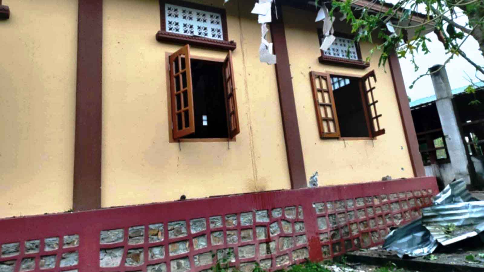 အင်းတော်မြို့နယ်ရှိ ဘုန်းကြီးကျောင်းကို စစ်တပ်က ဗုံးကြဲ 