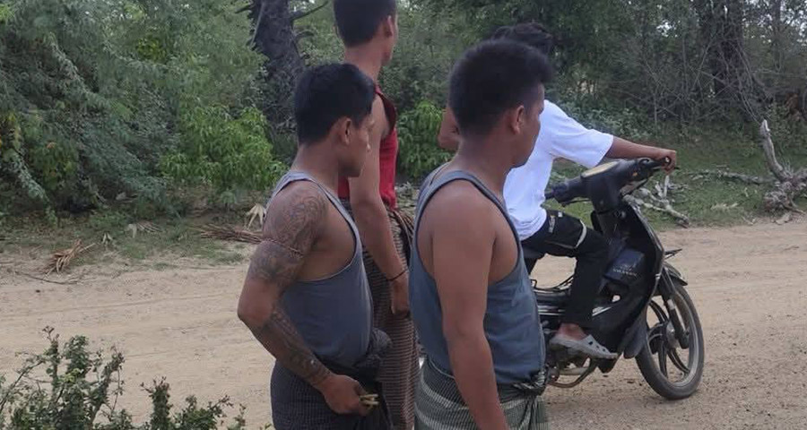 ပခုက္ကူတွင် စစ်တပ် ပေါ်တာဆွဲခံရပြီး စစ်မှုထမ်းနေရသူ ၃ ဦး အလင်းဝင်