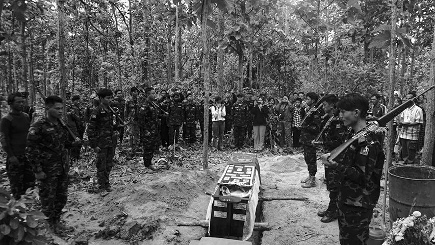 ဖားဆောင်းတိုက်ပွဲတွင် က.လ.လ.တ တပ်ရင်း ၂ ခုမှ ရဲဘော် ၂ ဦးကျဆုံး