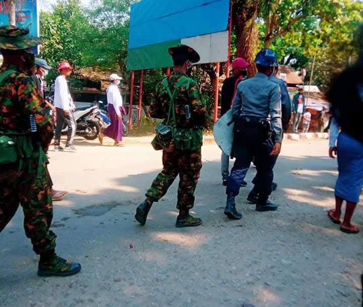 ညောင်တုန်းတွင် ပြည်သူ့စစ်အချင်းချင်း ရန်ဖြစ်ပြီး ဓားဖြင့်ထိုး၊ ၁ ဦး အရေးပေါ်ဆေးရုံတင်ရ