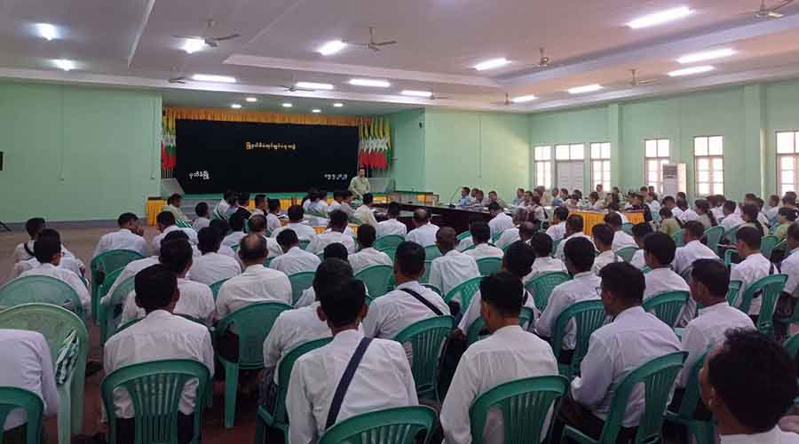 ကြံ့ခိုင်ရေးပါတီ မဲအနိုင်ရရေး ရပ်ကျေးအုပ်ချုပ်ရေးမှူးများကို တပ်ထွက်၊ ပျူစောထီးများဖြင့် အစားထိုး  