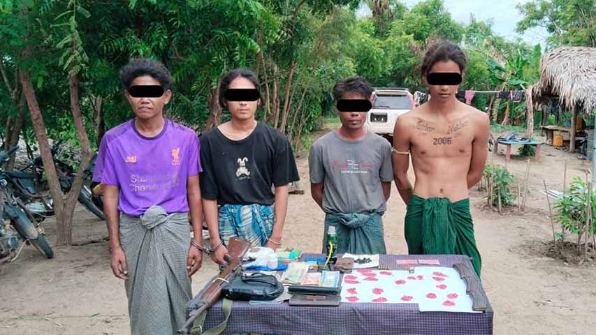 ခင်ဦးမြို့နယ်တွင် မူးယစ်ဆေးဝါးရောင်းချနေသူများကို သေနတ် ၁ လက်နှင့်အတူ ဖမ်းဆီးရမိ