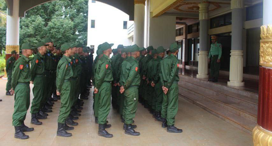 စက်ရုံအလုပ်သမားများကို စစ်ကောင်စီတပ်က အဓမ္မဖမ်းဆီး စစ်မှုထမ်းခိုင်းနေ