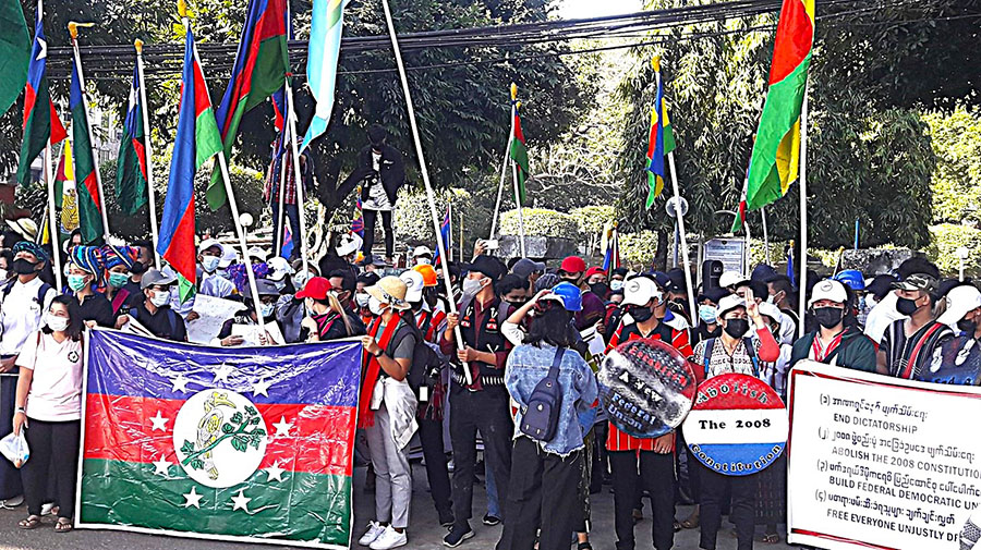 တိုင်းပြည်၏အနာဂတ်ကို နေပြည်တော် စစ်ဌာနချုပ်က ရေးဆွဲလို့မရ