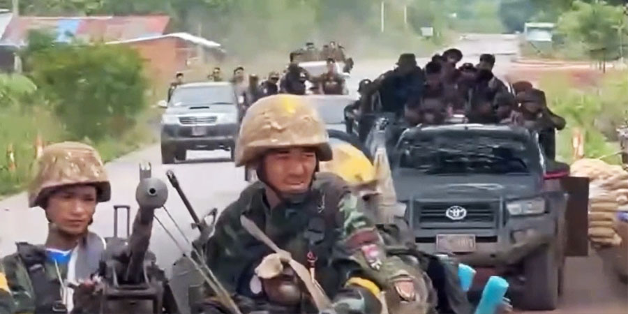 ကျုံဒိုး-ကော့ကရိတ်ရှိ စစ်တပ်စခန်းများကို KNLA ပူးပေါင်းစစ်ကြောင်း ပိတ်ဆို့တိုက်ခိုက်