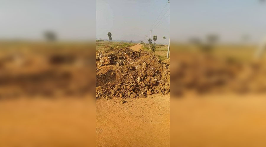 မင်းလှနှင့် လက်ပံတန်းက ရွာချင်းဆက်လမ်းများကို စစ်တပ် ဖျက်ဆီး 