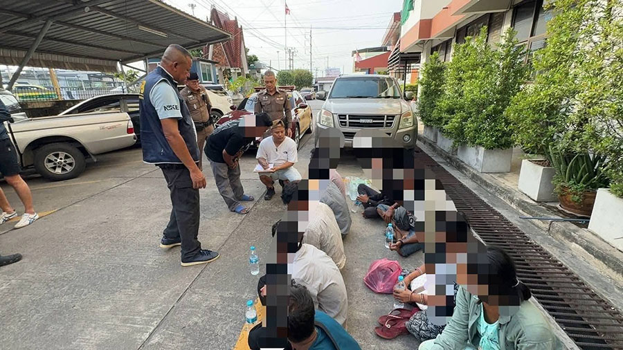 မဲဆောက်မှ အယုဒ္ဓယသို့သွားမည့် မြန်မာနိုင်ငံသား ၁၁ ဦး ဖမ်းဆီးခံရ