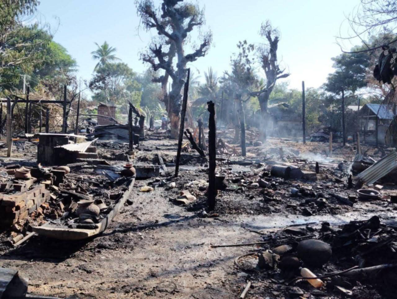 ရေစကြိုတွင် စစ်ကောင်စီလက်နက်ကြီးကြောင့် PDF ရဲဘော် အပါအဝင် ၄ ဦး သေဆုံး