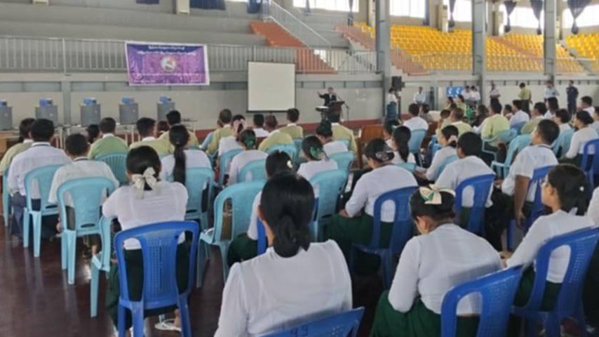မဲပေးစက်သင်တန်းတက်သည့်ပုံများ လူမှုကွန်ရက်မတင်ရန် ပညာရေးဌာန ညွှန်ကြား