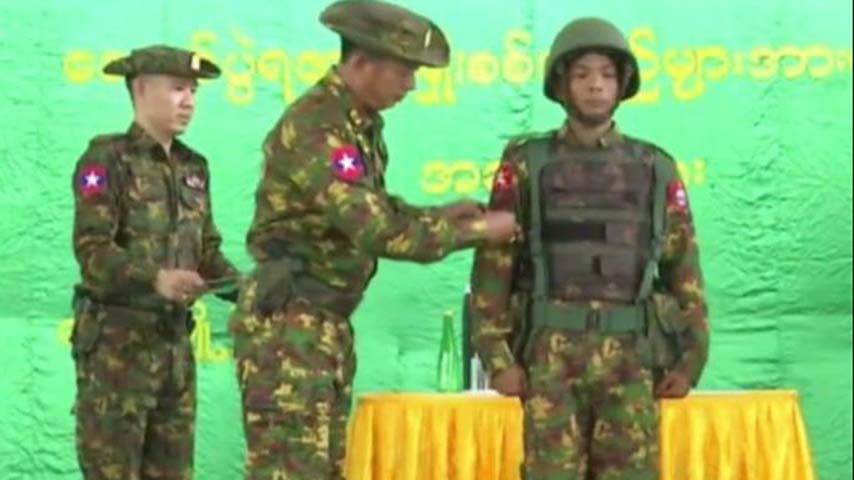 နောင်ချိုတိုက်ပွဲ၌ ပါဝင်ခဲ့သည့် စစ်သည် ၈၅ ဦးကို ဒုစစ်ခေါင်းဆောင်က တဆင့်မြင့်ရာထူးတိုးပေး