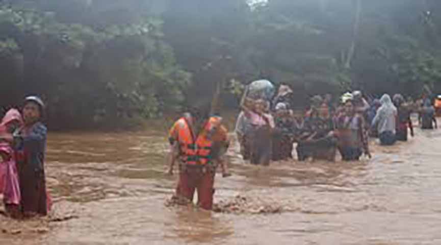 ဝီဖာမုန်တိုင်း၊ မိုးလယ်ကာလ မြစ်ဘေးနေထိုင်သူများနှင့် မြေနိမ့်ပိုင်းများ အထူးသတိထားရန်လို